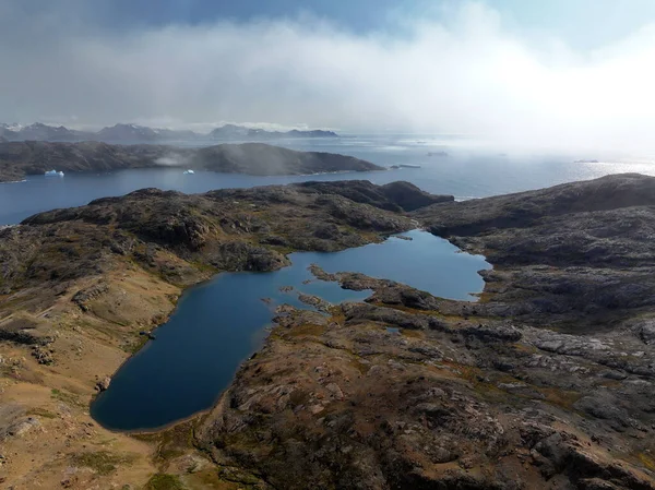 Luchtfoto Van Tasiilaq Fjord Van Groenland Bergen Mist — Stockfoto
