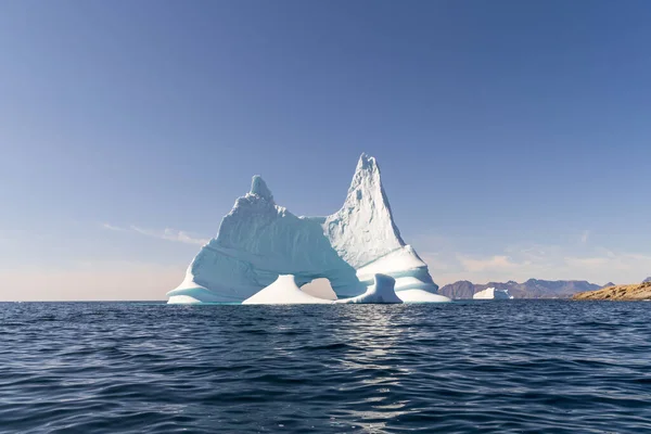 Gletsjers Drijven Noordelijke Ijszee Groenland — Stockfoto