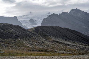 Yazın Çekici İzlanda Doğası