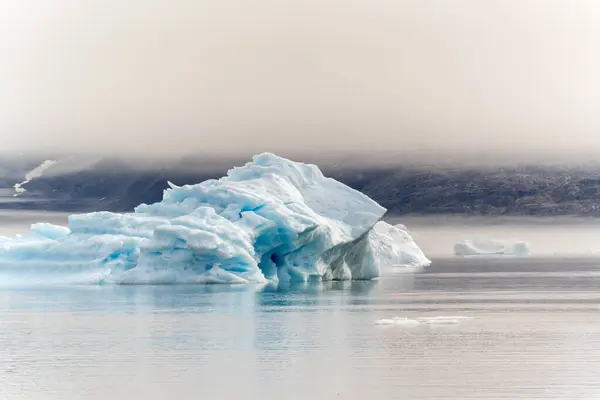 Isberg Arktiska Oceanen Grönland — Stockfoto