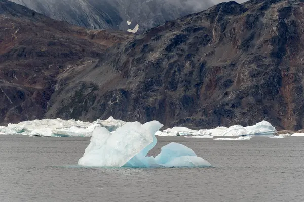 Ледники Арктическом Океане — стоковое фото