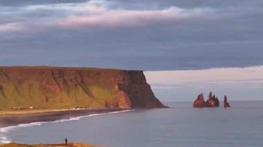 İzlanda Sahili 'nin AERİAL görüntüsü