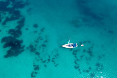 Cesme Dalyan Denizi 'nin havadan görünüşü 