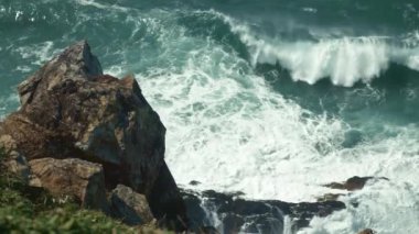 Turkuaz Okyanusu 'na bakın Belongil Sahili, Byron Körfezi, NSW, Avustralya.