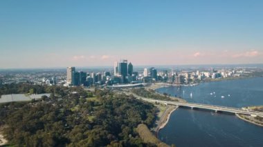 Perth, Batı Avustralya Havacılık, Perth Merkez İş Bölgesi. Yüksek kalite 4k görüntü Dar Köprü