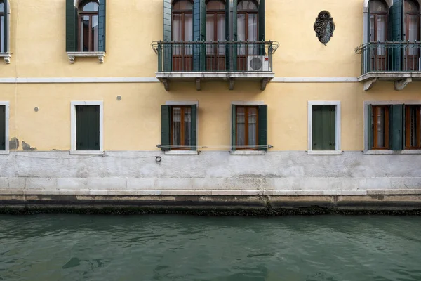 Details Einer Palastfassade Traditionellen Gotischen Stil Venedig Italien — Stockfoto