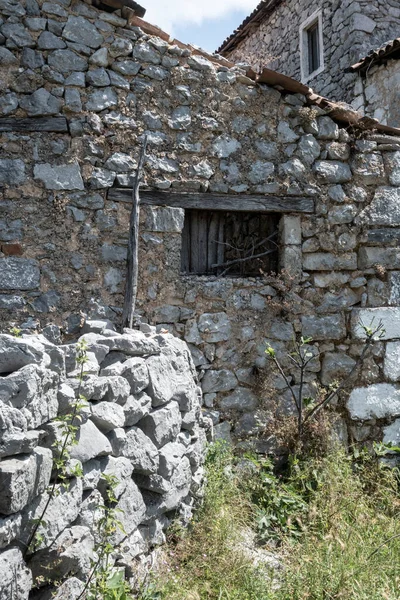 Starożytny Kompleks Opuszczonych Domów Kamienista Architektura — Zdjęcie stockowe