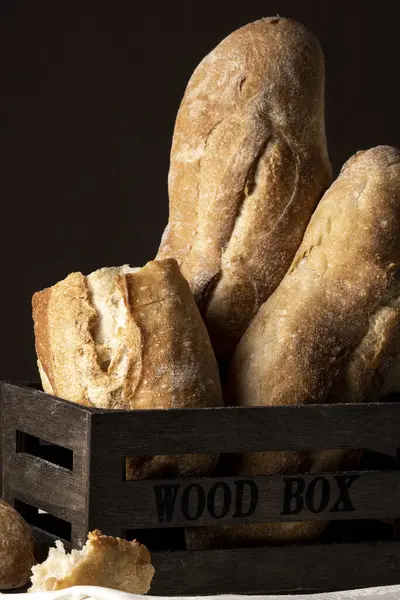 Esnaf ekmeği, kırsal tarzda hamur işleri.