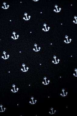 Koyu lacivert tekstil, demir elementleri var. Tekstil deseni. 