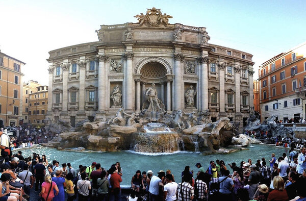 Panoramic of Trevi Fountain
