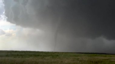 Kasırga ikinci kez iniyor..