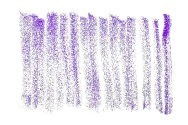Beyaz arkaplanda izole edilmiş mor kalem darbeleri.
