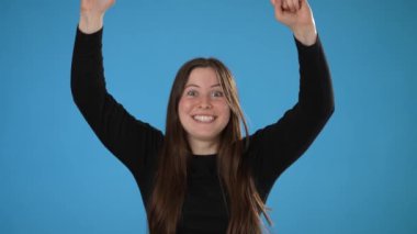 Şaşırmış bir şekilde 