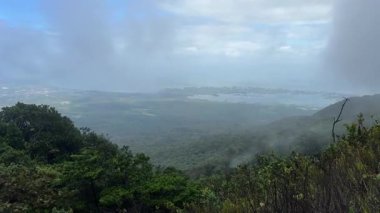 Granada 'daki Mombacho Volkanı ve Nikaragua' daki Isletas 'ın panoramik görüntüsü..