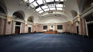Temsilciler Meclisi 'nin bu büyük bölümünde Frankfort' taki Kentucky eyalet meclisi binasının dekoratif tasarımı sergileniyor..