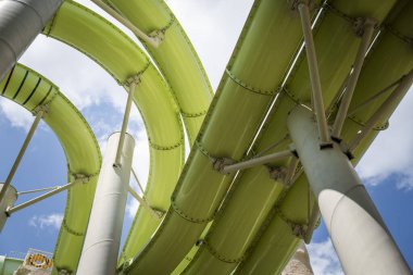 Modern yeşil su borularının ayrıntıları