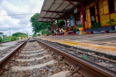 Prajantham Prajantakham Metro İstasyonu 'nun fotoğrafları, Prachantakham Bölgesi, Prachinburi Provinc, Tayland, 08-19 - 2023