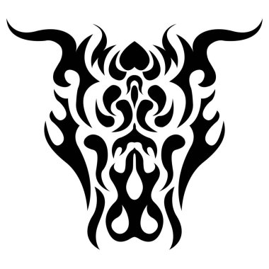 Görüntü bir boğanın yüzünü andıran simetrik bir kabile tasarımı tasvir ediyor, boynuzları üstten uzanıyor. Tasarım, güç ve yoğunluk hissi yaratan koyu, siyah, alev benzeri şekillerden oluşuyor. Ateşli elementler ve 
