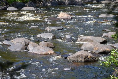 Doncaster nehri Sainte-Adele, Quebec, Kanada