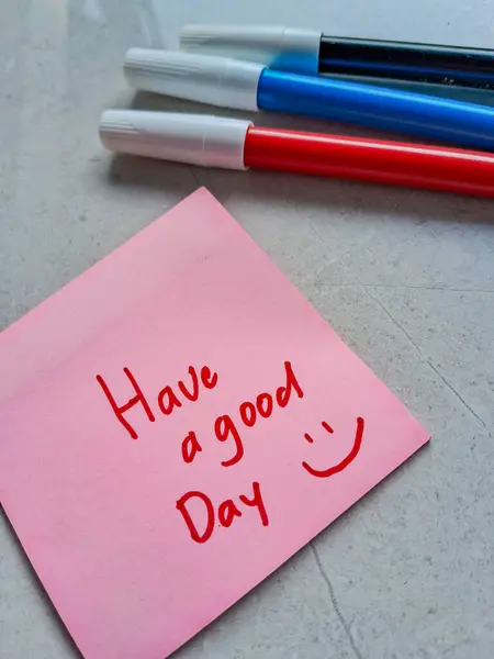 Not defterine yazabilir misin? Slogan.