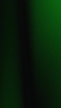 Koyu yeşilden parlak eğime, doğa için mükemmel ve sürdürülebilirlik için arkaplan, pankart ya da markalaşma malzemeleri gibi ekolojik tasarımlar.