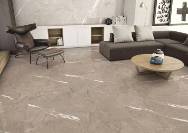 Kahverengi renkli kanepe, ahşap sehpa, poster, halı, dekorasyon, yastık, ekose ve kişisel aksesuarlar modern ev dekorunda. 3B Hazırlama