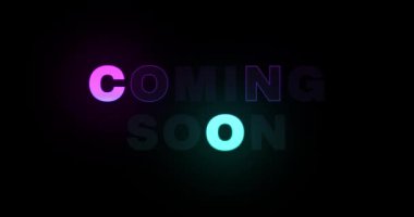 Kısa süre sonra siyah arkaplanda parlak metin animasyonu geliyor