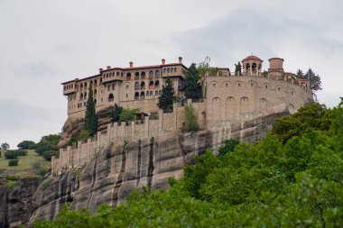 Yunanistan 'ın dağlarındaki Meteora manastırları ve kaya oluşumları. Unesco Dünya Mirası Bölgesi.