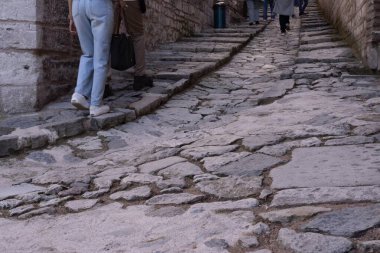 Eski Şehrin Tarihi Taş Yolu İnsanların Tırmandığı