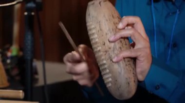 Giro Performansı: Ritmik Latin Amerikan Müziği