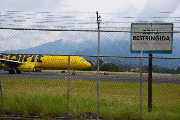 Uçak kalkış için hazır