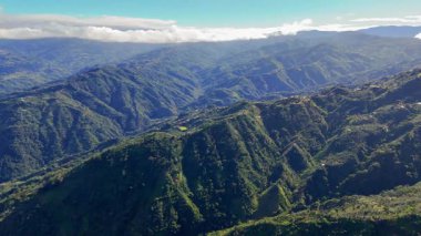 Yeşil Dağ Vadisi 'nden Tarım Kalıpları