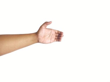 Elinde görünmez bir nesne var, beyazın üzerinde izole edilmiş. Asyalı bir erkek el uzatmak ya da kapmak jesti, etkileşim ve iletişim için mükemmel. Görüntüyü kapat