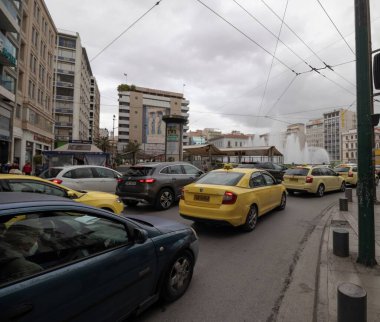 Atina, Yunanistan - 18 Şubat 2025 Omonoia Meydanı 'nda Yürüyüş.