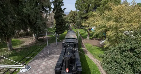 Kalamata, Yunanistan - 11 Mart 2025 Belediye Demiryolu Parkı