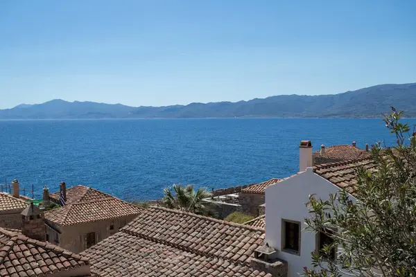 Monemvasia Şatosu, Yunanistan - 13 Nisan 2025 Ünlü Monemvasia Şato Kasabası.