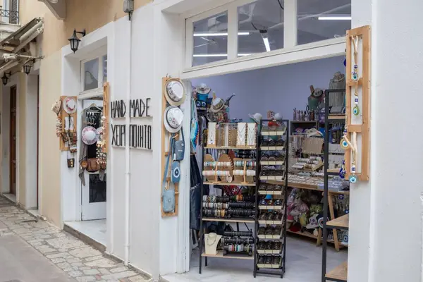 Kalamata, Yunanistan - 24 Mayıs 2025 Yunanistan 'ın ünlü kenti.