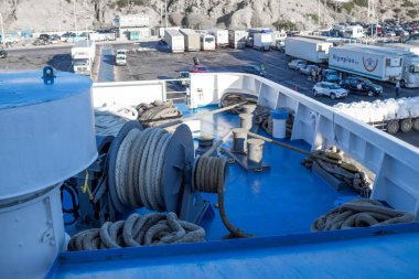 Rafina, Yunanistan - 6 Temmuz 2025 Tinos Adası feribotunda.