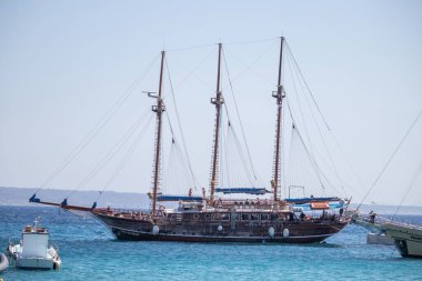 Pserimos Adası, Yunanistan - 30 Temmuz 2025 Pserimos Kalymnos belediyesine bağlı küçük bir Yunan adasıdır. 