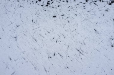 Kışın karla kaplı zemin dokuyla