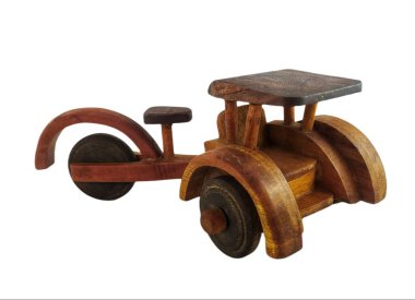 Minyatür ahşap becak, Endonezya 'da geleneksel bir ulaşım aracı. (Beca, Betjak, Betja veya Beetja) Beyaz arka planda izole edildi