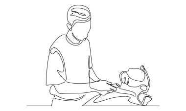 Berber dükkanında müşteriye hizmet eden kuaför kuyruğu