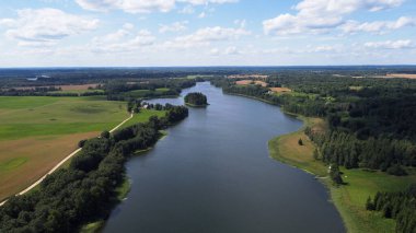Nehir, Tarlalar ve Ormanlar, Letonya, Daugavpils 'in Hava Görüntüsü