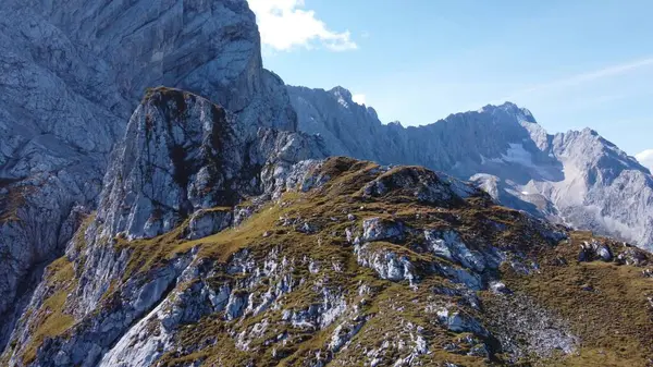 Majestic Dağları ve Alp Sahnesi, Alpler, Almanya 'nın insansız hava aracı videosu