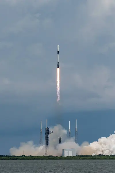28 Eylül 2024: SpaceX Falcon 9 NASA astronotu Nick Hague & Cosmonaut Aleksandr Gorbunov 'u SLC-40' tan saat 13.17 'de Uluslararası Uzay İstasyonu' na gönderdi. Fotoğraf: Brandon Moser / Central Florida Public Media