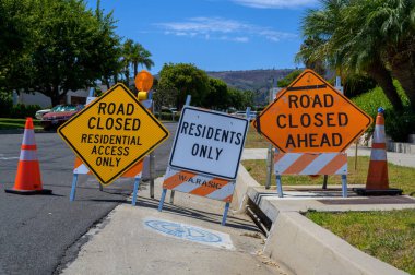 Residents in the upscale neighborhood of Rancho Palos Verdes, California are experiencing road closures and public works disruptions due to ongoing and unprecedented land movement in the area. clipart