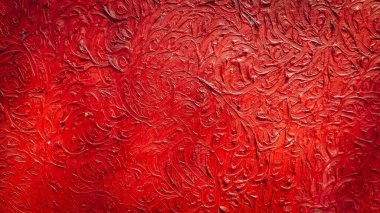 Serin kırmızı desenli bir duvar.