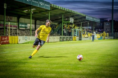 14-09-2024: Voetbalwedstrijd Racing Mechelen - Berchem Sport uitslag 3-0