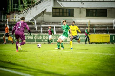 14-09-2024: Voetbalwedstrijd Racing Mechelen - Berchem Sport uitslag 3-0