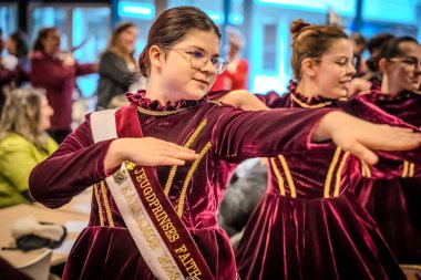 dang van de dansmariekes Karnamor